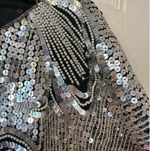 Vintage Unbranded Womens 100% Silk Silver Sequin Beaded Floral Blouse Maximalist - Picture 5 of 9